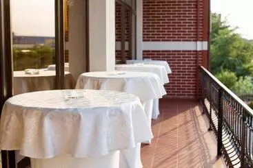 Pension Complex Azar