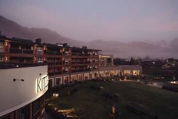هتل آپارتمان Kitzbuhel Lodge