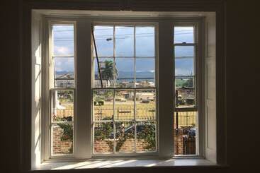 پانسیون Mobay Kotch Hostel