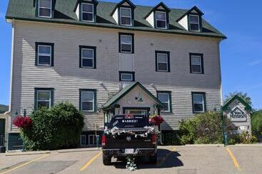 Retkeilymaja Third Mission Heritage Suites