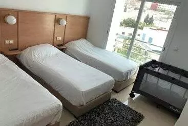 هتل آپارتمان Puerto Marino