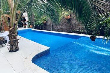 هتل آپارتمان Ecologe