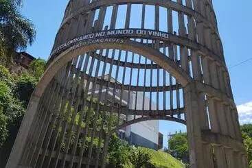 Majatalo Pousada Lugama