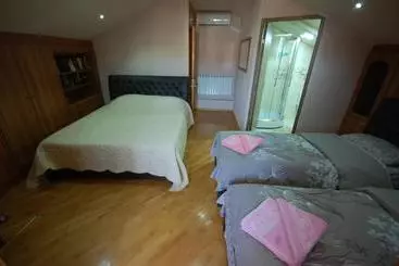 پانسیون Guest House Eka & Gio