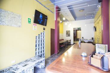 فندق صغير Baviera Hostal