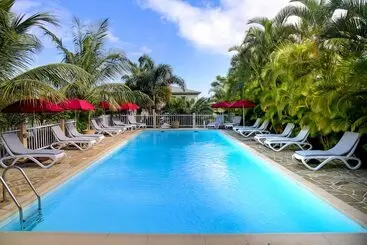 Appart'hotel L Oasis De Terre Rouge