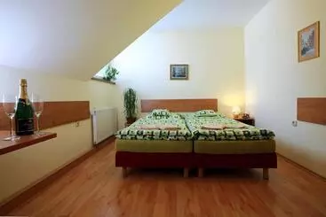 Majatalo Wellness Penzion Pod Rozhlednou