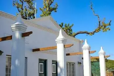 هتل Landskroon Cottage