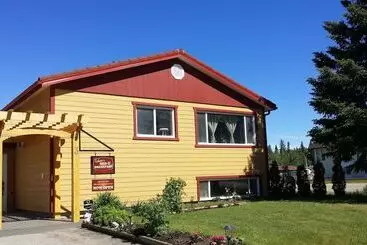 Majatalo Eileen S Bed & Breakfast   Guest House