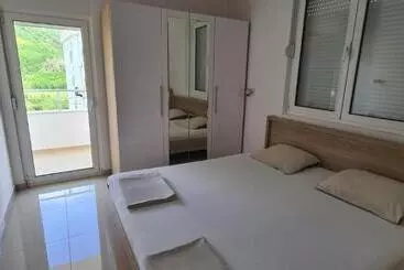 پانسیون Guest House Ugljevarevic