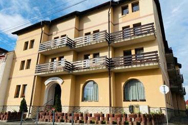 Pensiune Restaurant Indus