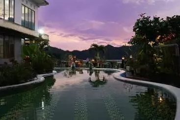 Hotel Lakeside Cottages