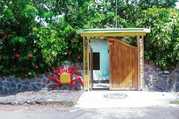 ペンション Galapagos Dove