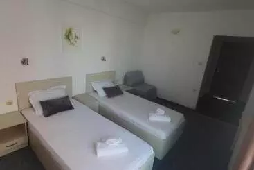Pensió Guest House Compass