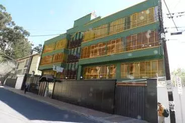هتل آپارتمان Monticulo Apart