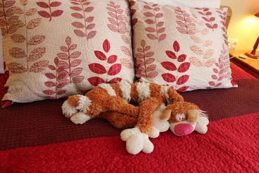 ペンション Senlīči