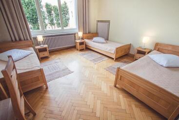 پانسیون Villa Kaunensis