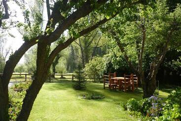 Szálló Hostería Chimehuin