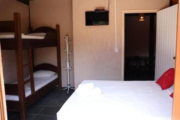 펜션 Pousada Delta Mar Maresias