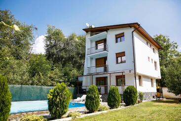 Pensão Villa Drecheva