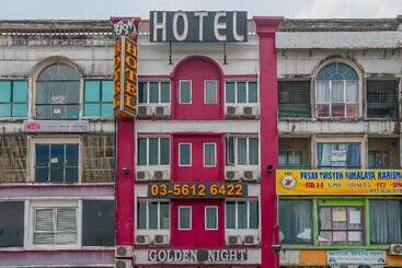 Hotell Golden Night