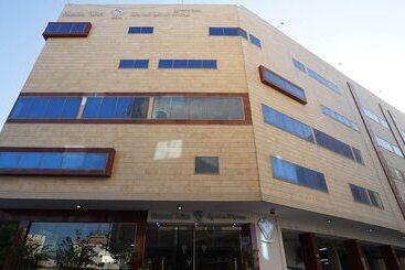 هتل Diamond Suites