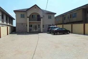 Hôtel Abi K Suites And Inn