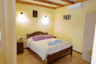 Majatalo Hostal Km Zero   El Senor Del Lascar