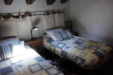 آپارتمانهای توریستها Apartaments Casa Vella Popaire