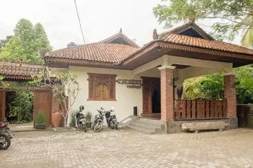 Otel Kalaras Cottage