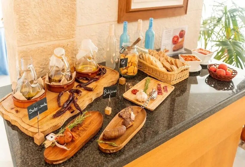 Hotelli Amic Horizonte