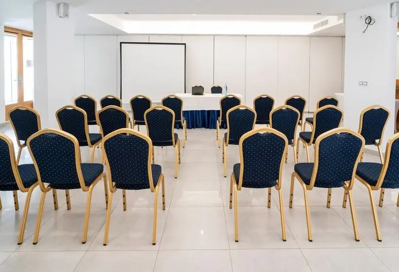 Hotelli Amic Horizonte