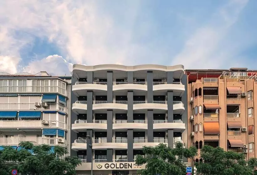ホテル Golden
