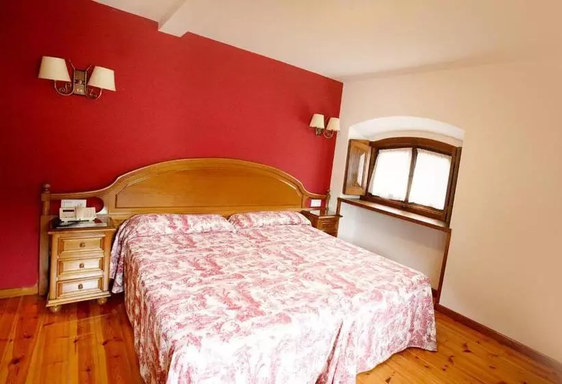 ホテル Puente Romano