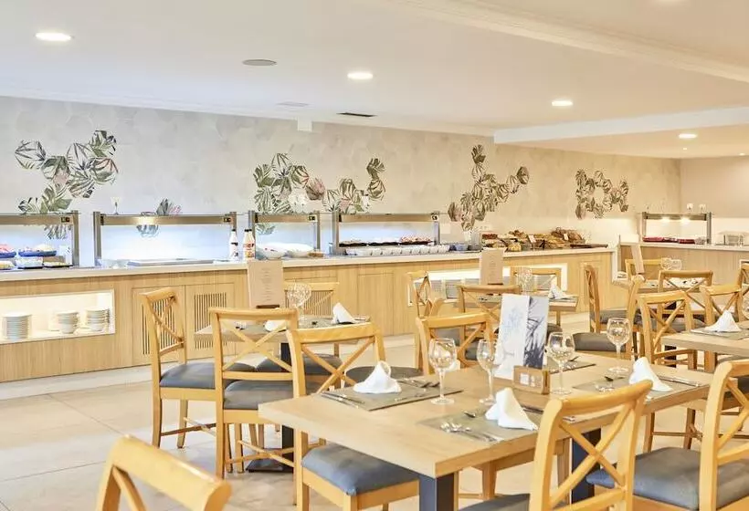 Universal Aparthotel Don Camilo