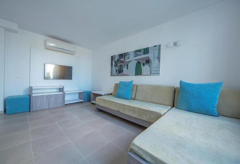 Aparthotel Ferrer Skyline