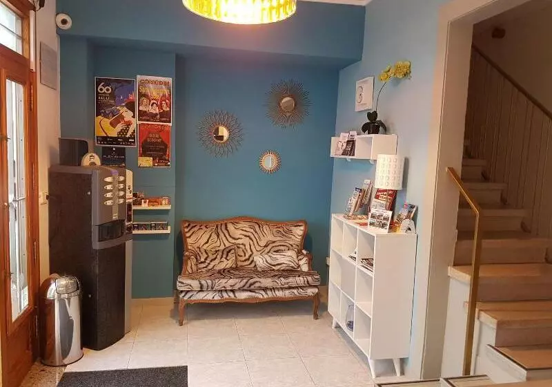 Отель Alexandra Sitges