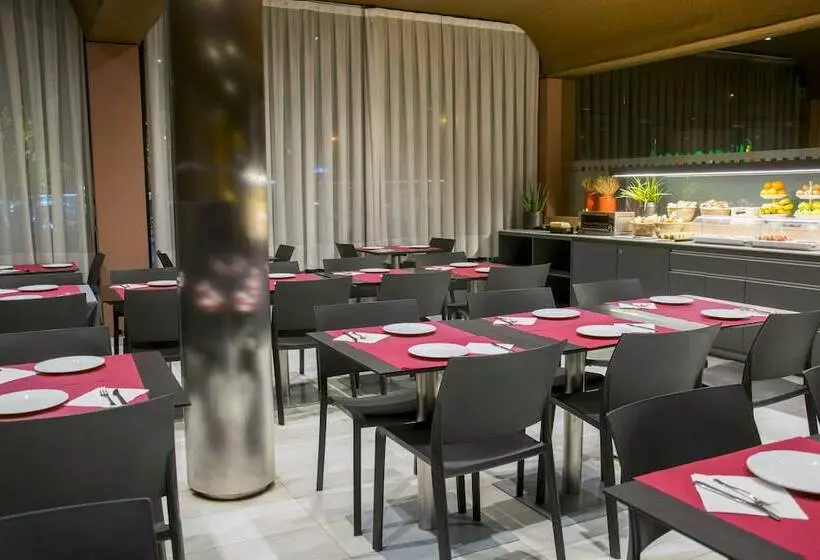 ホテル America Igualada