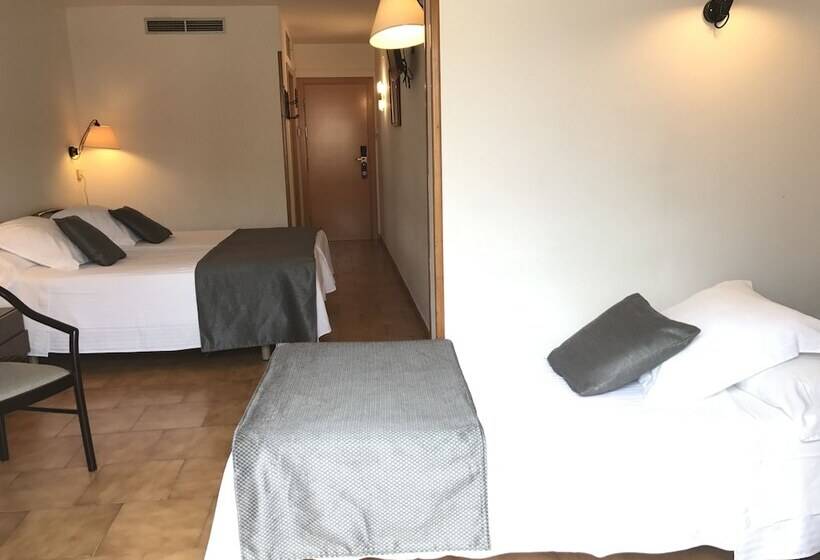 ホテル Balneari Termes Victòria