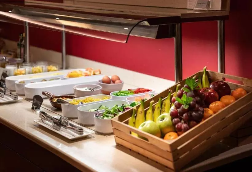 Отель Catalonia Barcelona 505