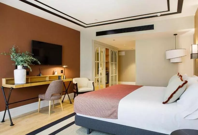 Отель Catalonia Barcelona 505