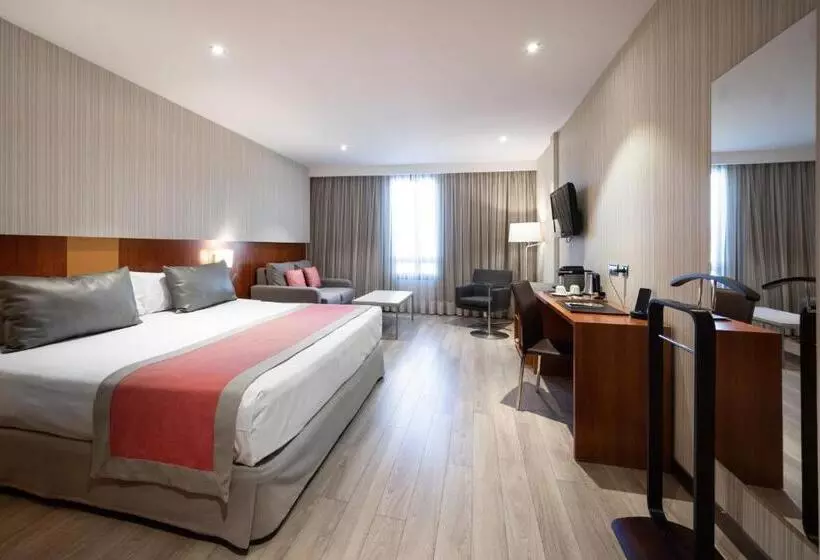 Отель Catalonia Barcelona 505