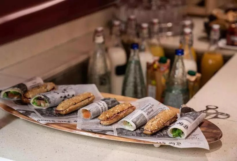 Отель Catalonia Barcelona 505