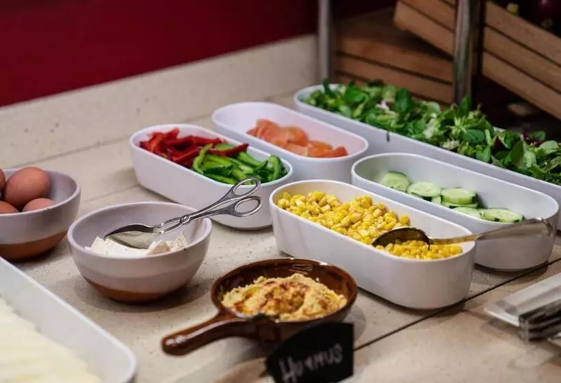 Отель Catalonia Barcelona 505