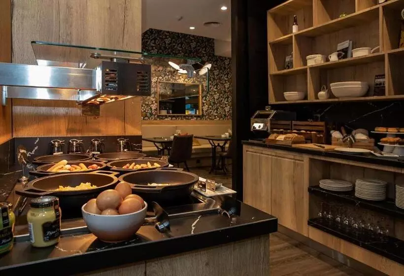 فندق Catalonia Excelsior