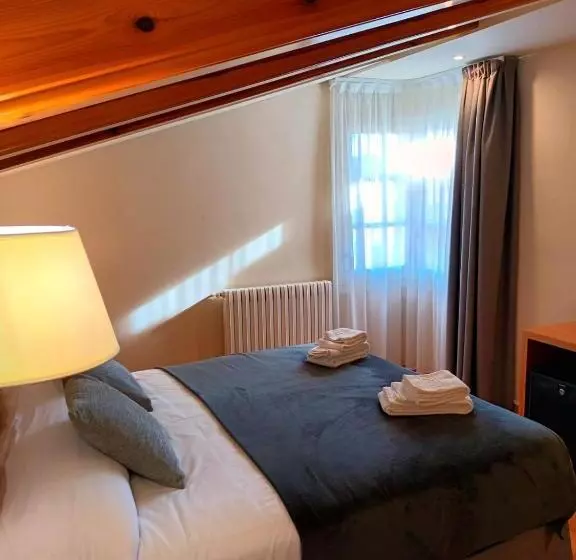 בית מלון כפרי Estel