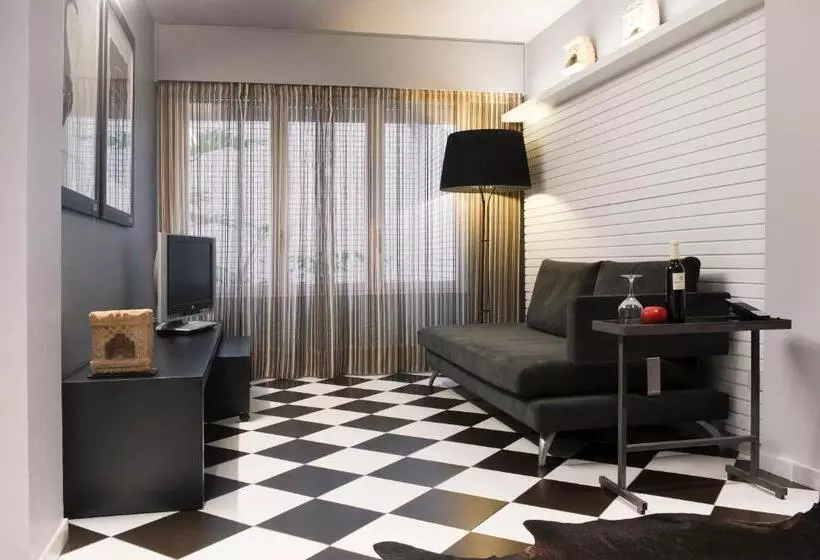 Gran Derby Suites, A Small Luxury Hotel Of The World