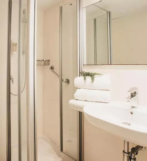 호텔 Minura Sur Menorca & Waterpark