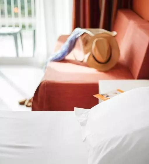 호텔 Minura Sur Menorca & Waterpark