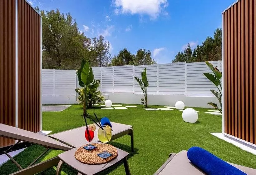 فندق Vibra Cala Tarida 3* Sup